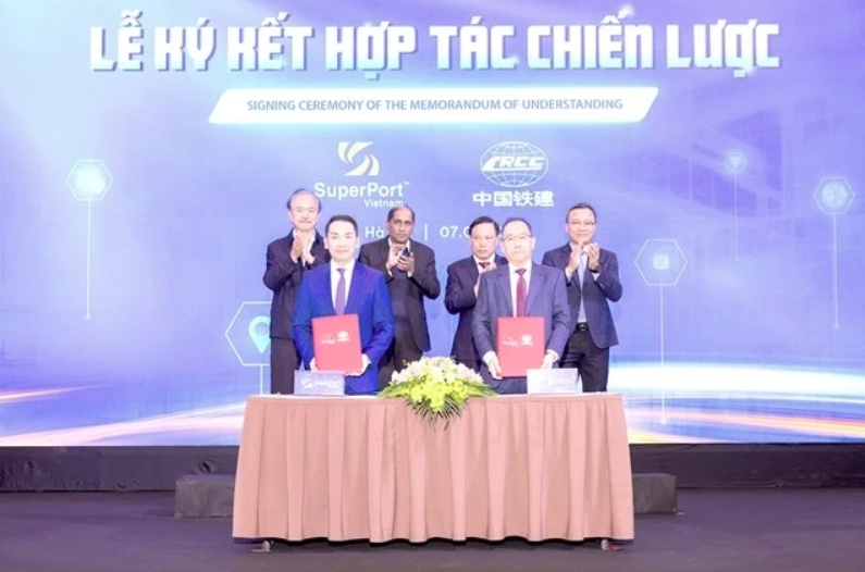 Vietnam SuperPort, strategic partners to strengthen regional connectivity